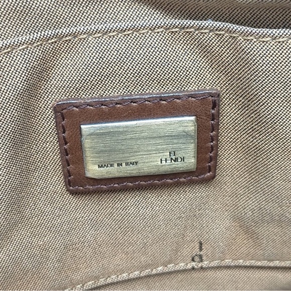 Fendi bag,Super cute and rare. - Picture 4 of 4